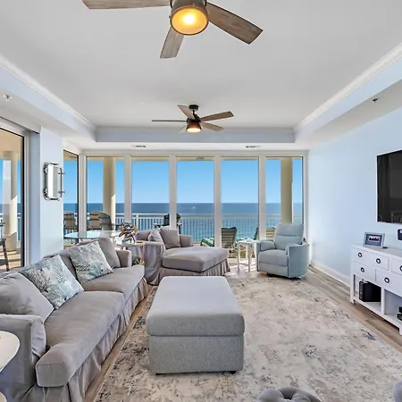 Villa La Playa 701